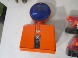 lot 339 image: Safety Triangles & Beacon