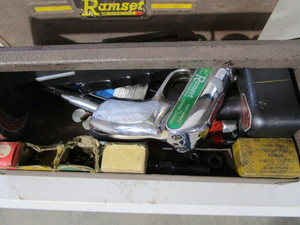 lot 345 image: Ramset Nailer, Loads, Fasteners