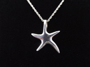 .925 Sterling Silver Starfish Pendant Necklace