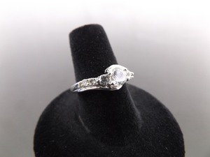 .925 Sterling Silver Faceted Zirconia Accented Ring Size 7