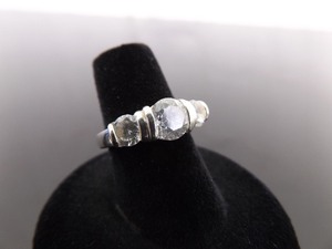 .925 Sterling Silver Faceted Zirconias Ring Size 6