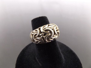 .925 Sterling Silver Scrolled Dome Ring Size 5