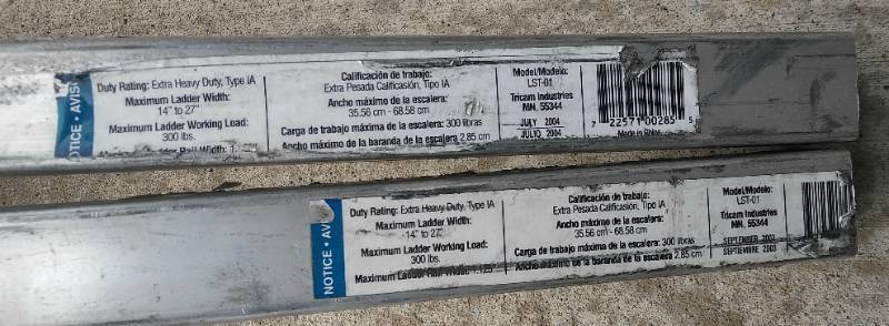 Pair of Aviso Ladder Stabilizers
