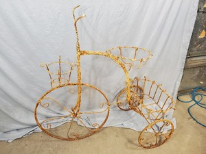 lot 4 image: Large New Shabby Chic Metal Trike Plant Stand
