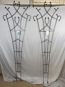 lot 13E image: 2 New Metal Garden Trellis