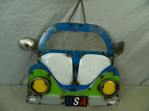 lot 29 image: New VW Beetle Bug Garden Art