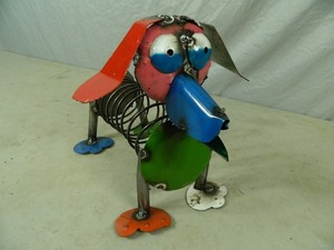 lot 30 image: New Recycled Metal Spring Dog