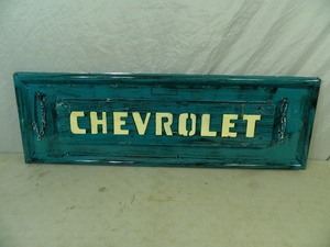 lot 38 image: New Recycled Metal Chevrolet Tailgate Sign