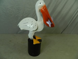 lot 64 image: New Recycled Metal Garden Art Pelican with Fish