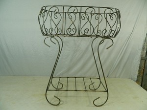 lot 75 image: New Large Recycled Metal Plant Stand  Trellis