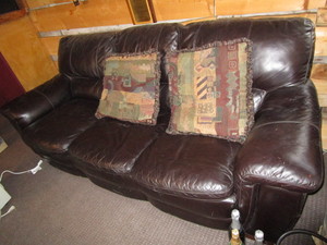 lot 102 image: Leather Sofa