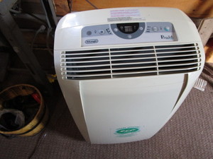 lot 113 image: Portable Air Conditioner