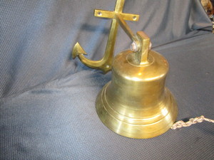 lot 127 image: Brass Post Bell