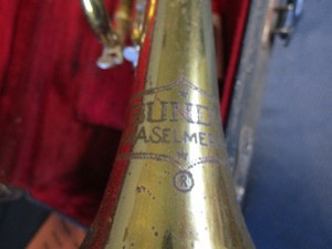 lot 137 image: Bundy Trumpet
