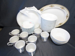 lot 149 image: Platters, Bowls, Cups