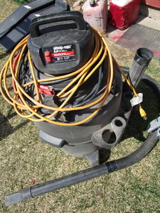 lot 205 image: Shop Vac