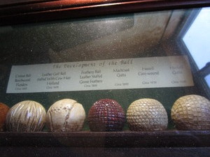 lot 52 image: Golf Shadowbox