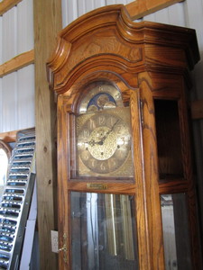 lot 21 image: Grandfather Clock