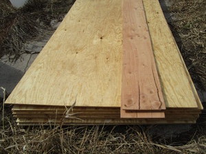 lot 20 image: Plywood 14