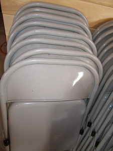 lot 175 image: Metal Folding Chairs