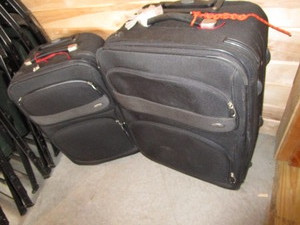 lot 176 image: Luggage