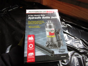 lot 213 image: Hydraulic Bottle Jack