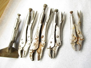 lot 260 image: Vise Grips  Welding Pliars