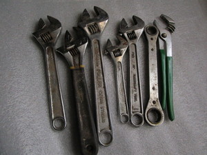 lot 279 image: Wrenches & Pliars