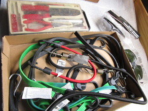 lot 285 image: Bungees, Electrical, Glasses