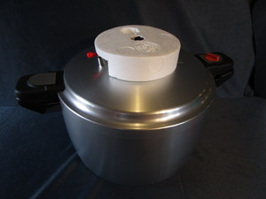 lot 99 image: Commercial Pressure Cooker