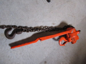 lot 353 image: Chain Puller