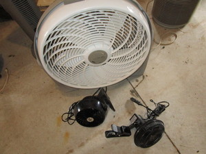 lot 387 image: Fans