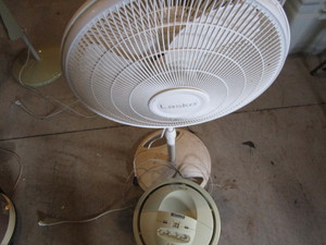 lot 400 image: Fan & Filter