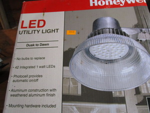 lot 309 image: LED Utility Light