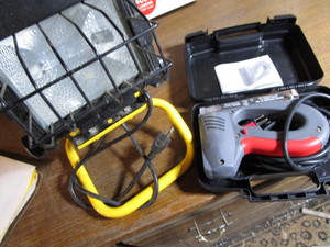 lot 321 image: Halogen Light, Electric Stapler  Nailer