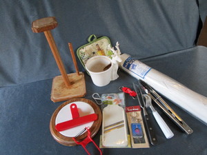 lot 428 image: Kitchen Utensils, Table Cover