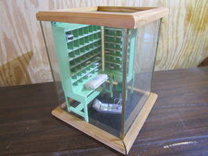 lot 464 image: Mail Sorting Diorama