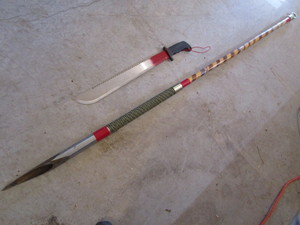 lot 476 image: Machete & Sharpened Probe