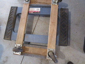 lot 501 image: Furniture Movers
