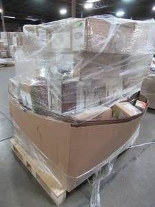 lot 110 image: WHOLESALE MIXED PALLET OF MICELLANOUS INTERIOR LIGHTING