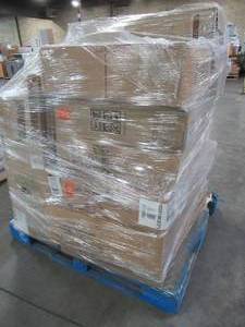 lot 113 image: WHOLESALE MIXED PALLET OF MICELLANOUS SMALL APPLIANCES, COOKTOPS, RANGE HOOD, APPLIANCE PARTS AND MORE