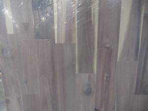 lot 607 image: Butcher Block Acacia Organic White 6 ft. 2 in. L x 3 ft. 4 in. W x 1 in. T
