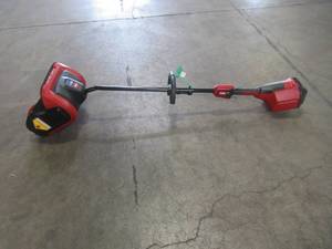 lot 7 image: Toro 12 in. 60-Volt Battery Cordless Electric Snow Shovel 39909T