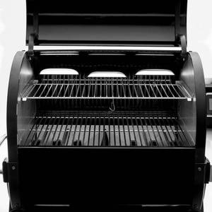 lot 71 image: Weber Weber SmokeFire EX4 Wood Pellet Grill 22510001