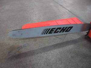 lot 29 image: Echo 18 in. 50.2 cc Gas 2-Stroke Cycle Chainsaw CS-490-18
