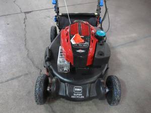 lot 31 image: Toro 21 in. Super Recycler Personal Pace SmartStow 190cc Briggs Engine with Electric Start with FLEX Handle 21387