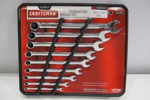 lot 905 image: Craftsman 9-Piece SAE Standard Combination Wrench Set