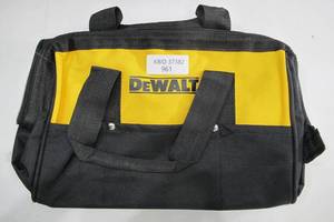 lot 961 image: DeWalt Tool Bag