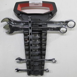 lot 1009 image: Husky SAE Standard Wrenches - 14 38 34 78