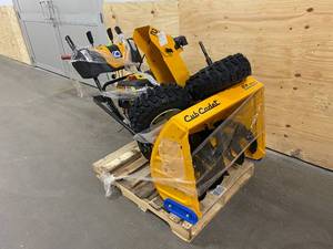 lot 27 image: CUB CADET 2X MAX 30 in. 357 cc Two-Stage Gas Snow Blower with Electric Start, Power Steering and Steel Chute